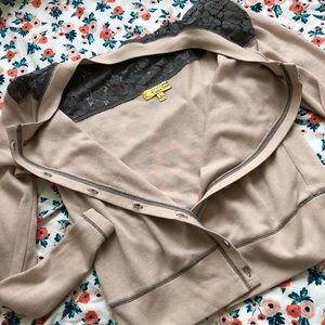 Vera Wang Princess Cardigan